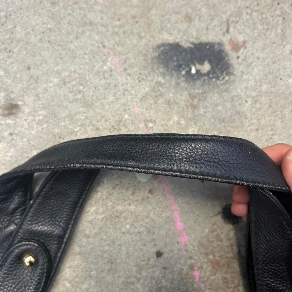 black double pocket leather shoulder bag