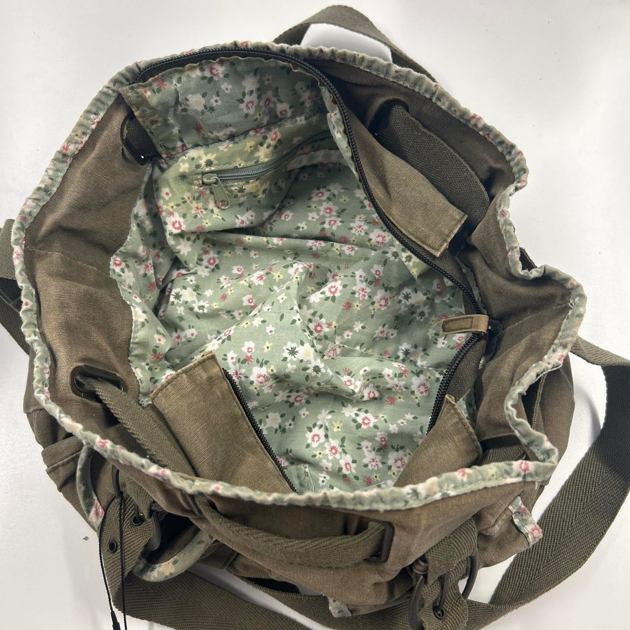 khaki green double pocket cargo shoulder bag
includes crossbody strap