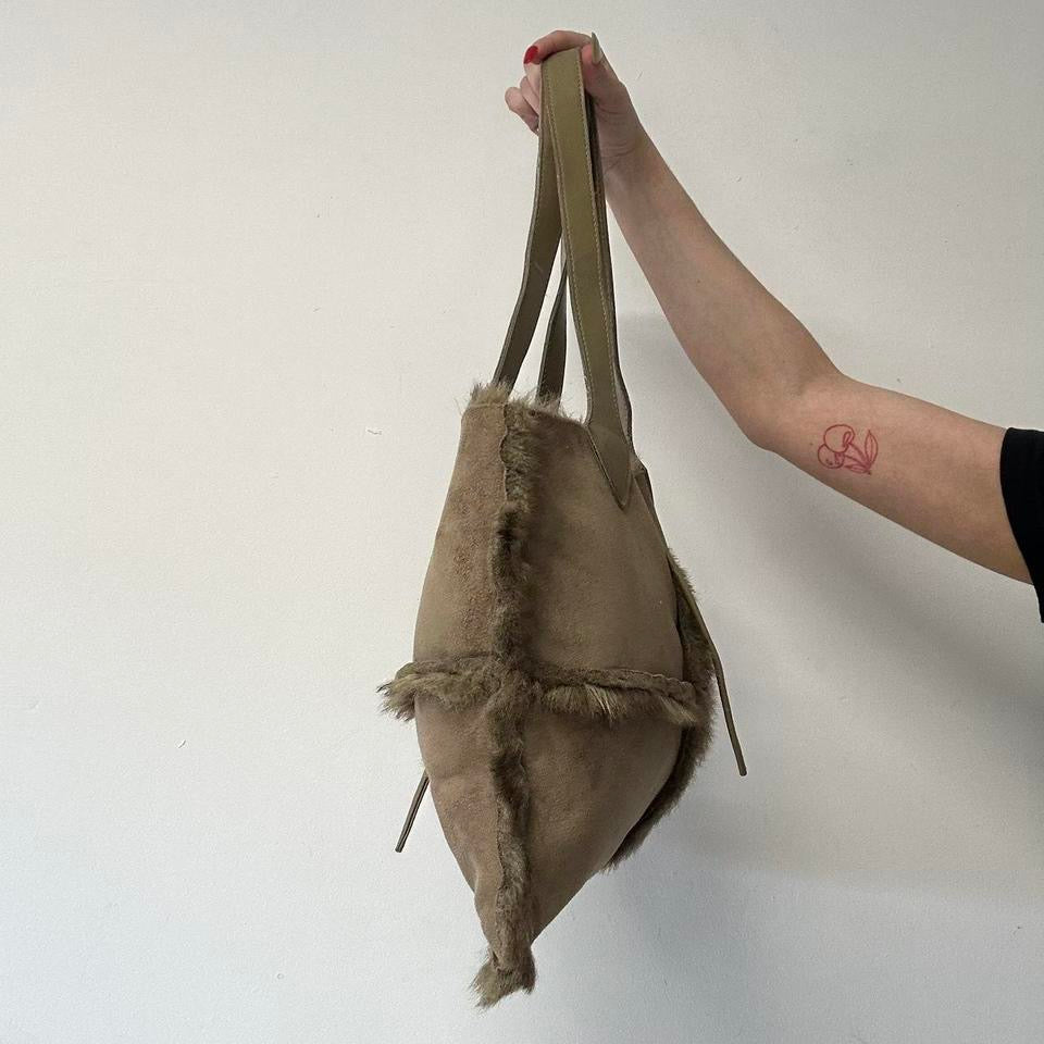 tanned faux fur shoulder bag