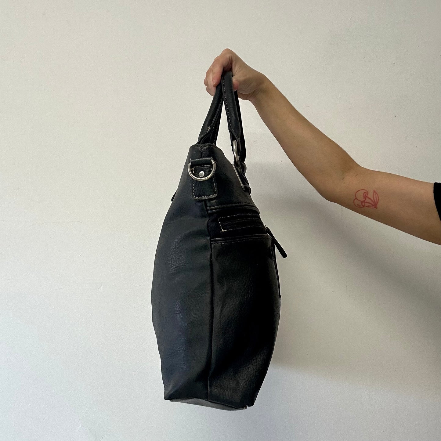 black double zip faux leather shoulder bag