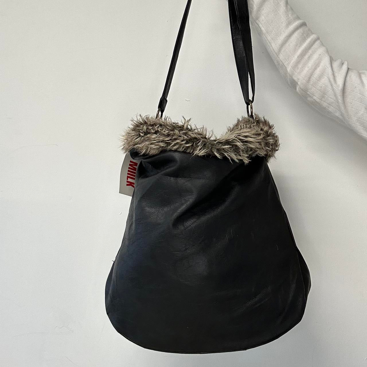 black double zip faux fur shoulder bag