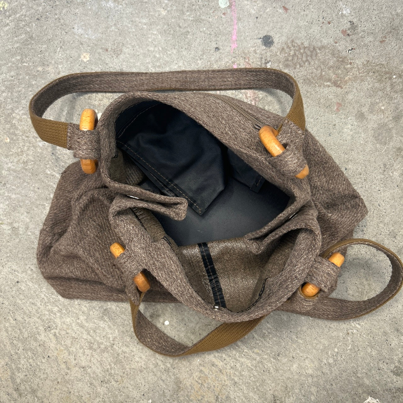 brown woven shoulder bag