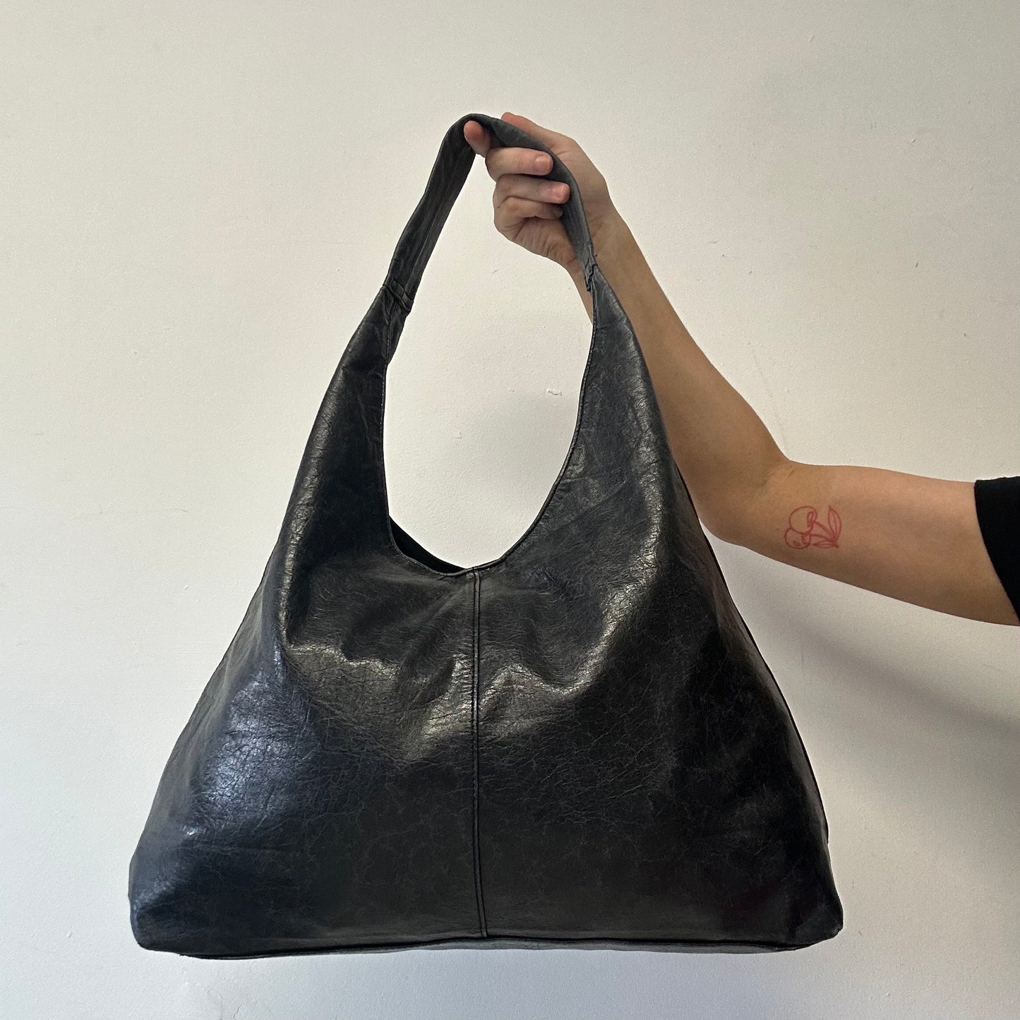 charcoal black faux leather slouchy shoulder bag