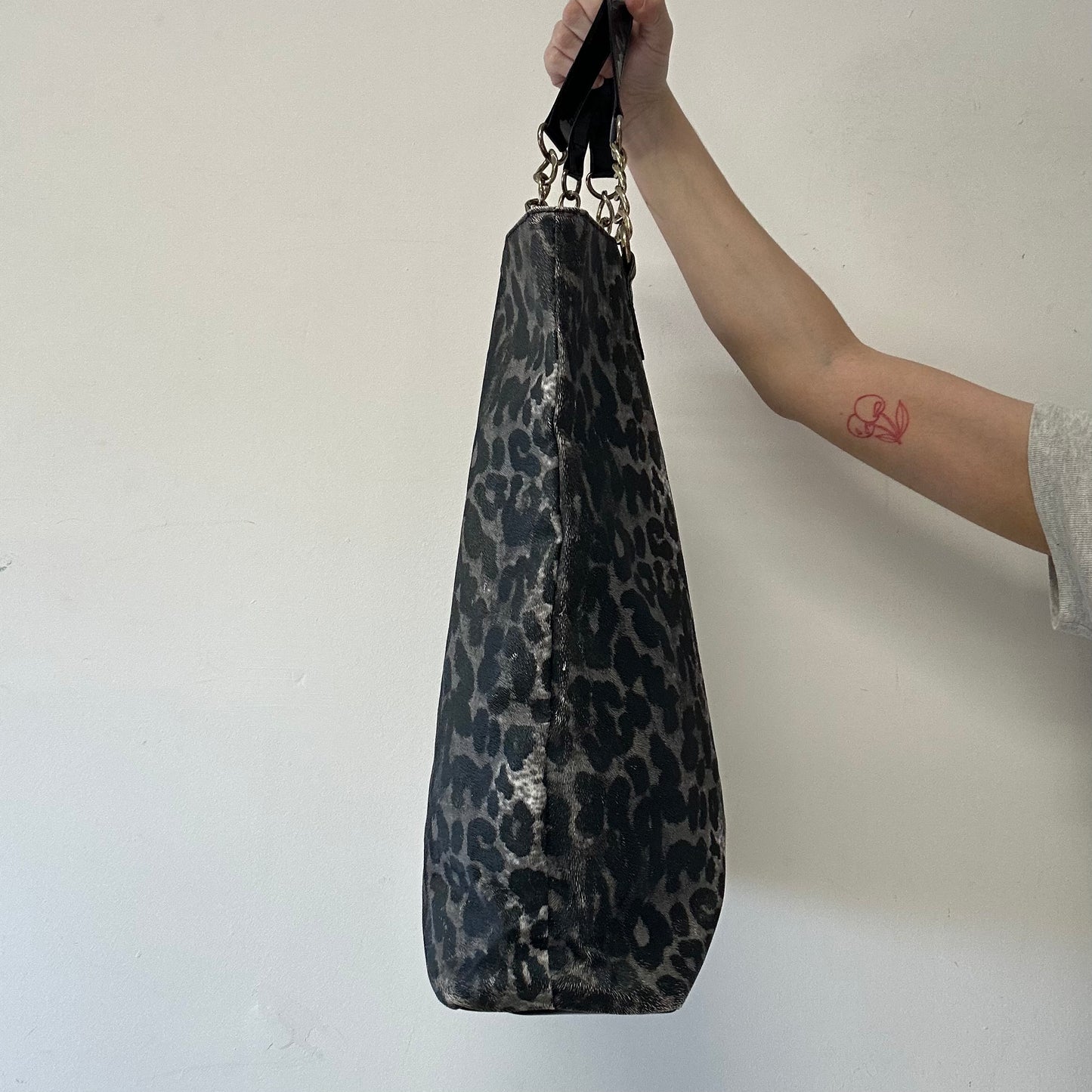 black leopard print faux leather tote bag