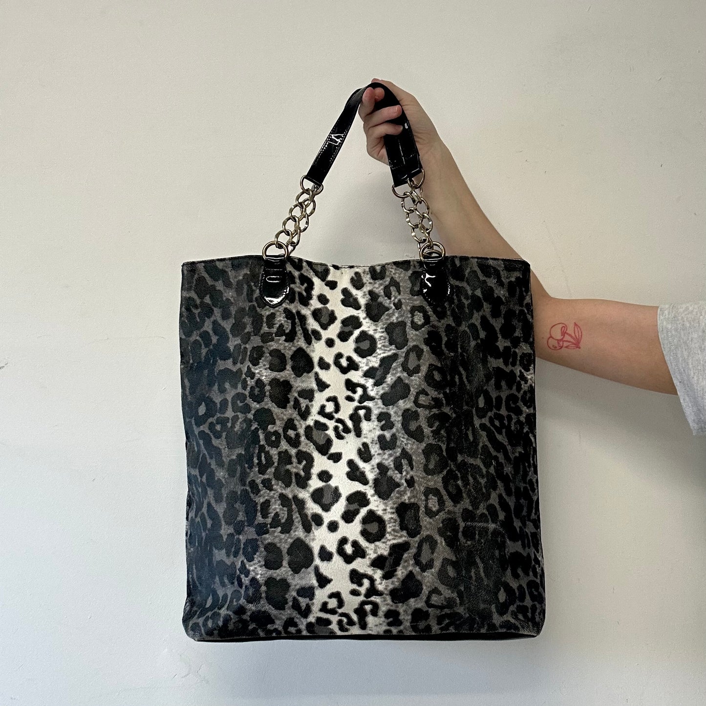 black leopard print faux leather tote bag