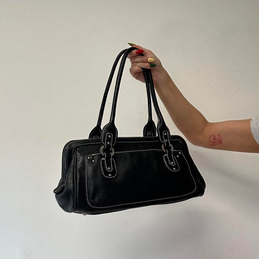 black simple leather shoulder bag