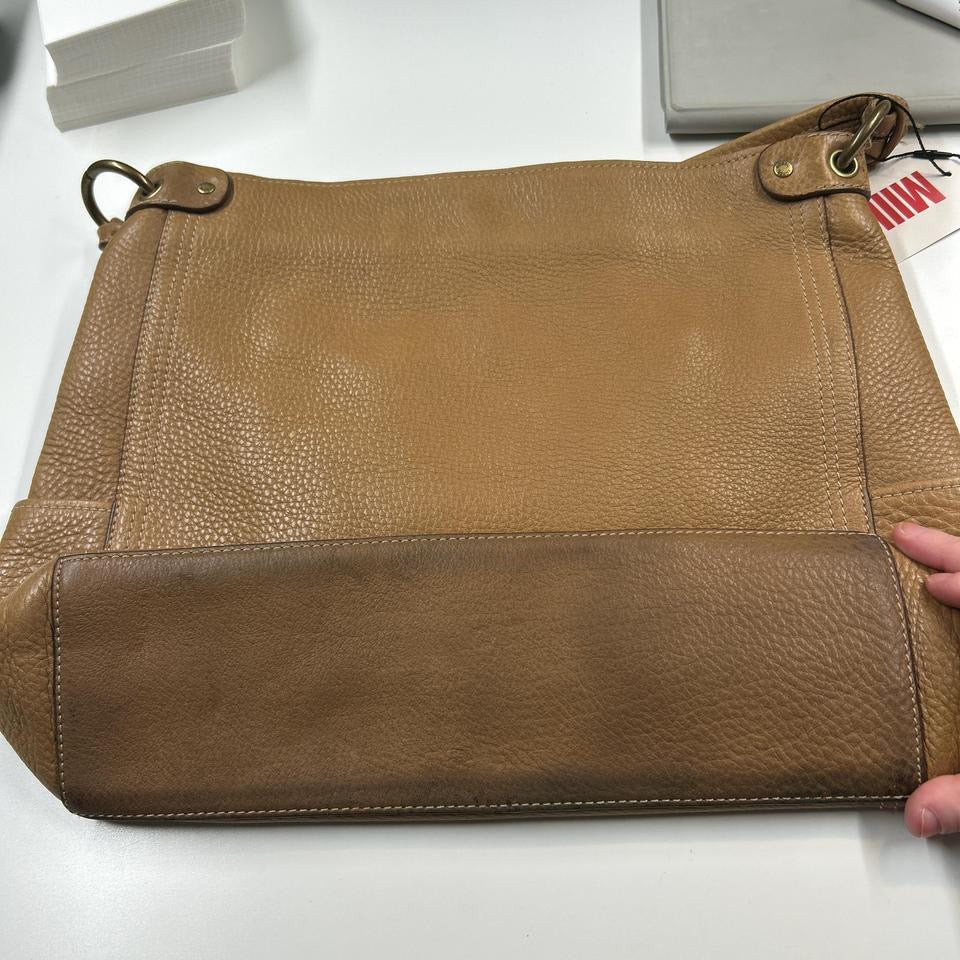 tanned leather shoulder bag