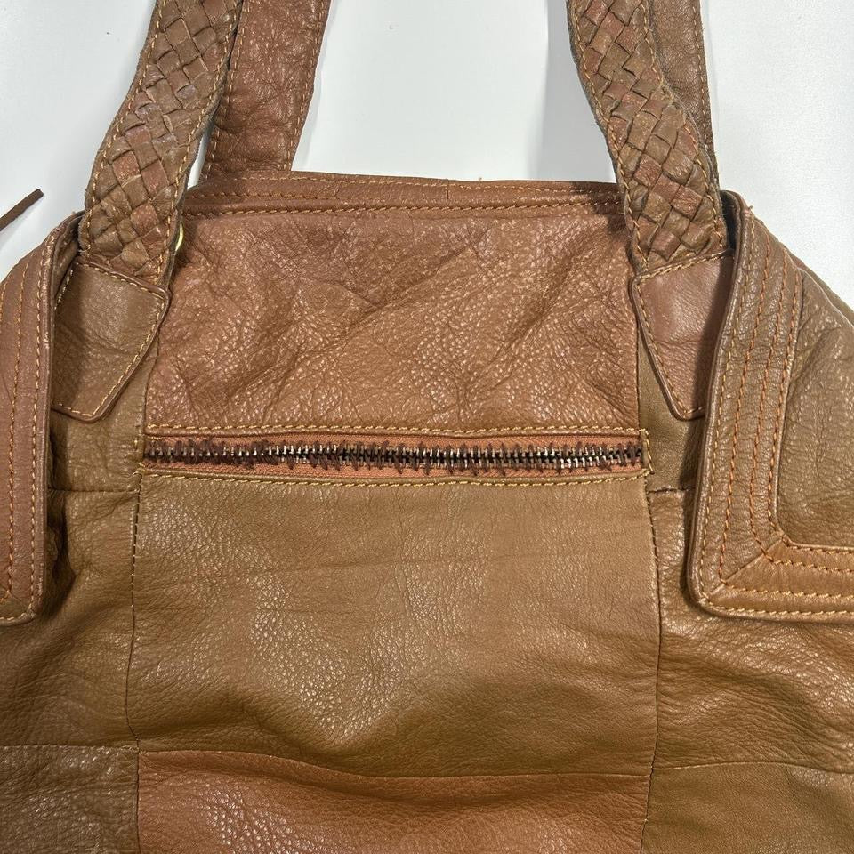 brown leather slouchy shoulder bag