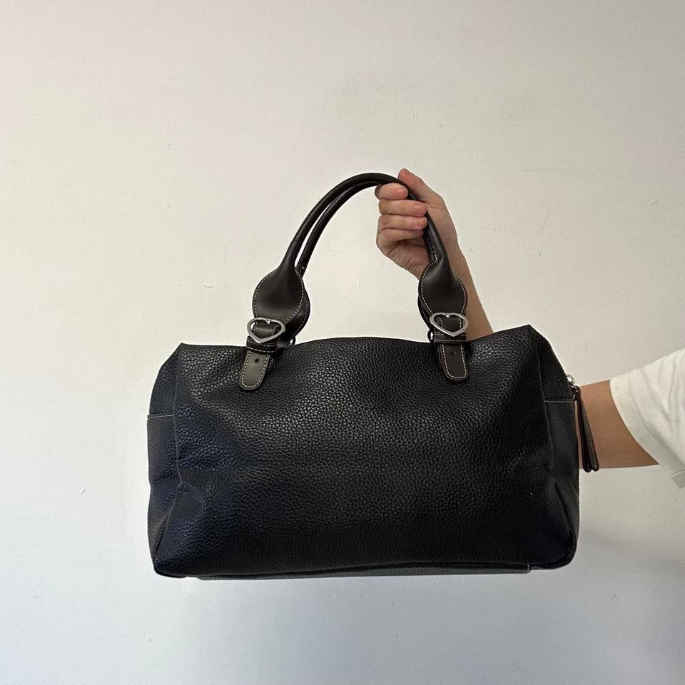 black faux leather heart buckle shoulder bag