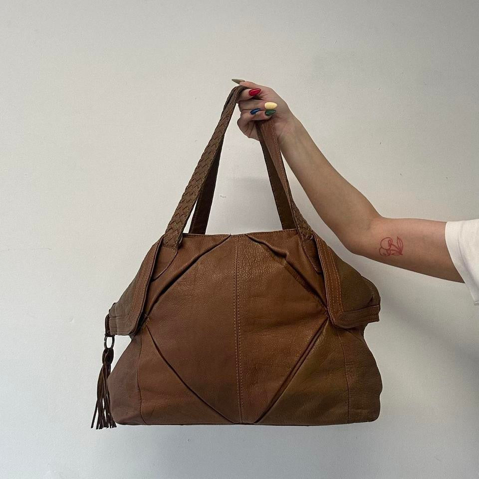 brown leather slouchy shoulder bag