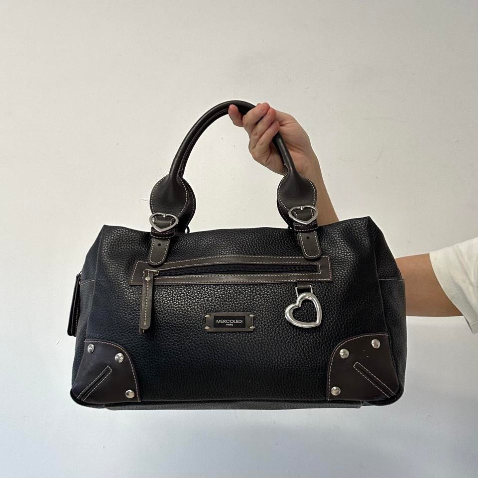 black faux leather heart buckle shoulder bag