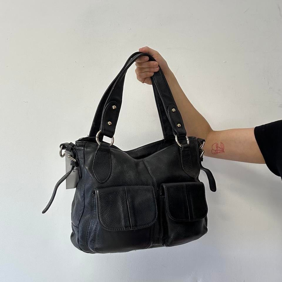 black double pocket leather shoulder bag