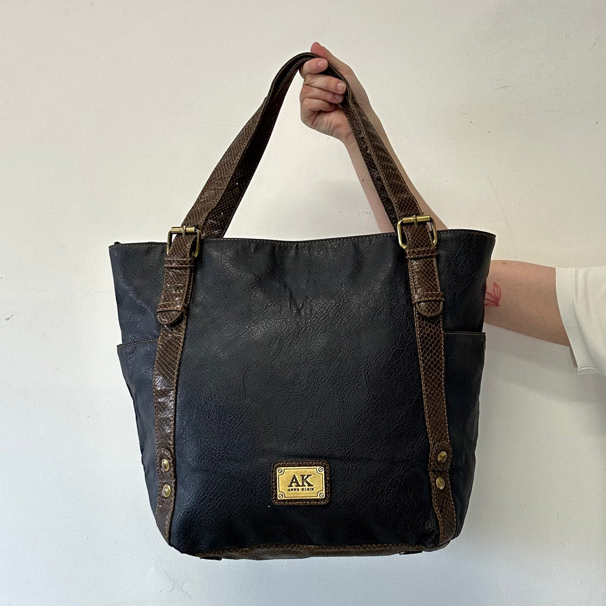 navy double buckle genuine leather shoulder bag