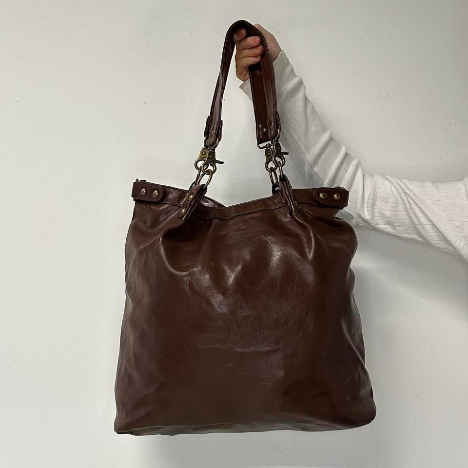 black faux leather metal clasp shoulder bag