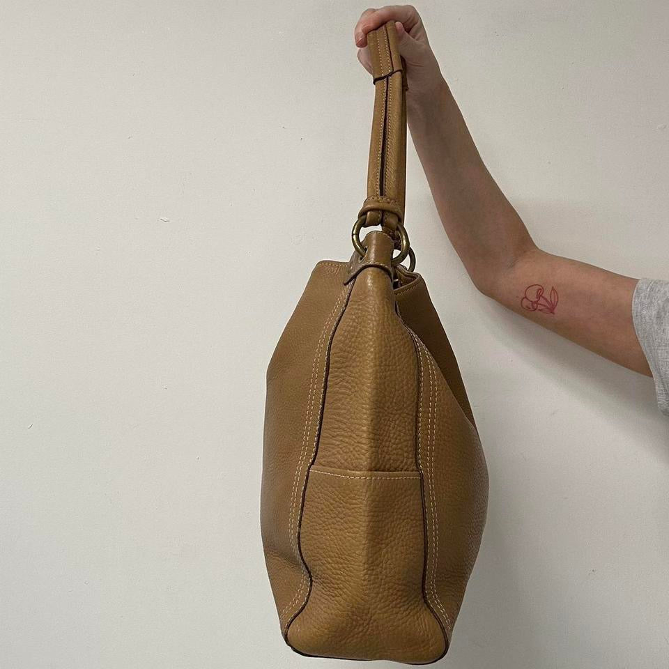 tanned leather shoulder bag