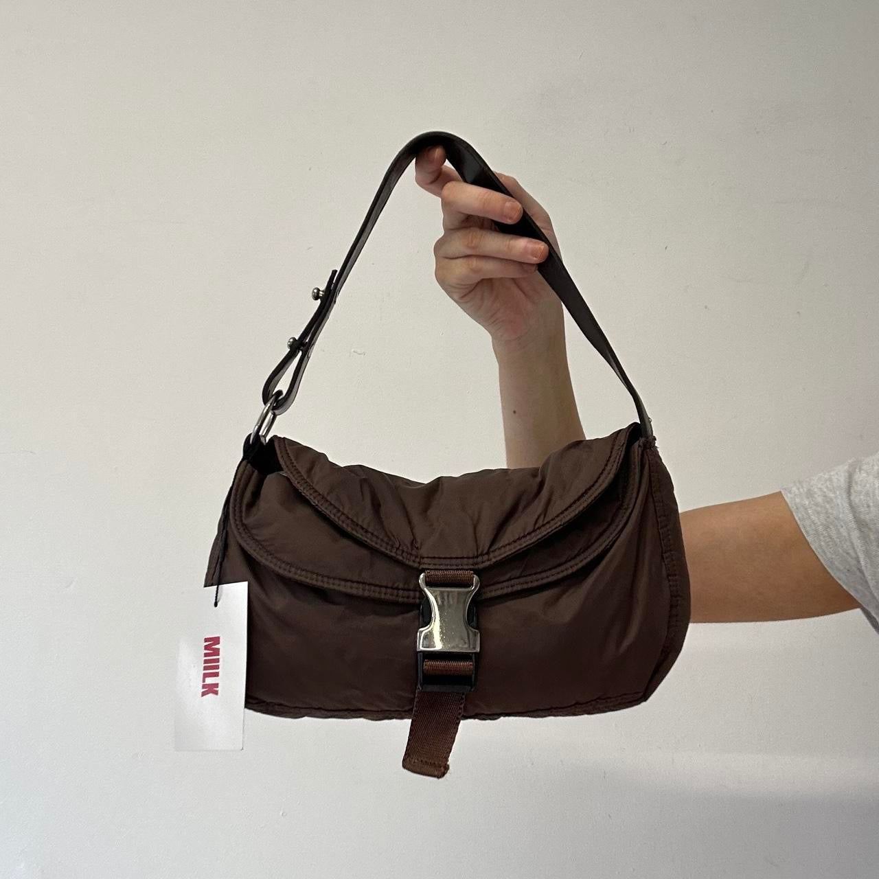 brown buckle shoulder bag
