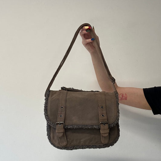 brown buckle shoulder bag with fleece trim