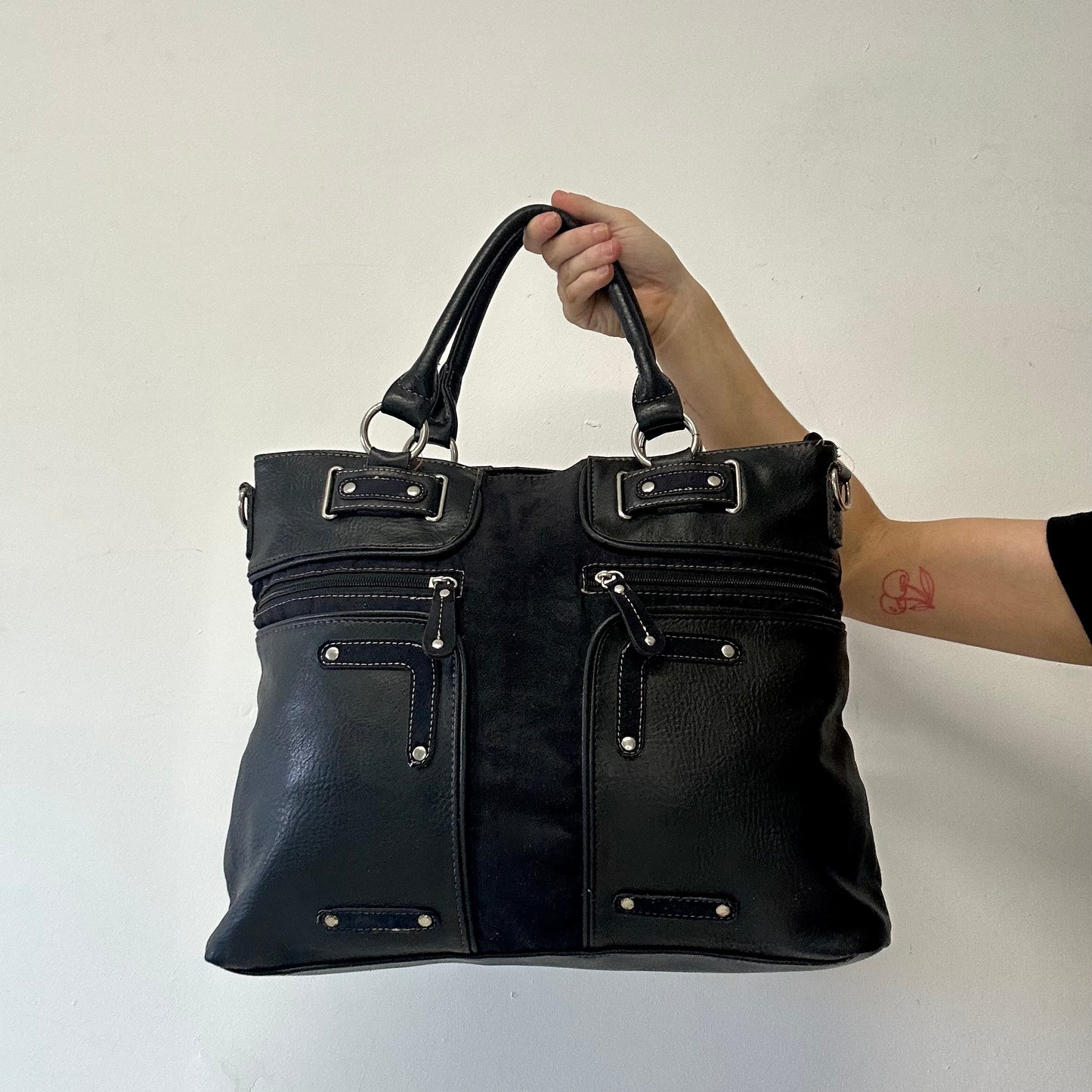 black double zip faux leather shoulder bag