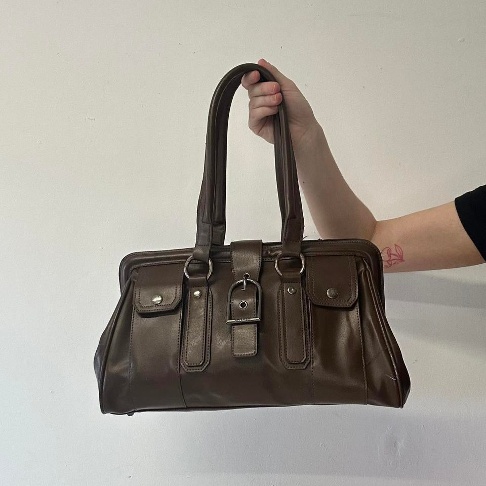 brown faux leather double buckle shoulder bag