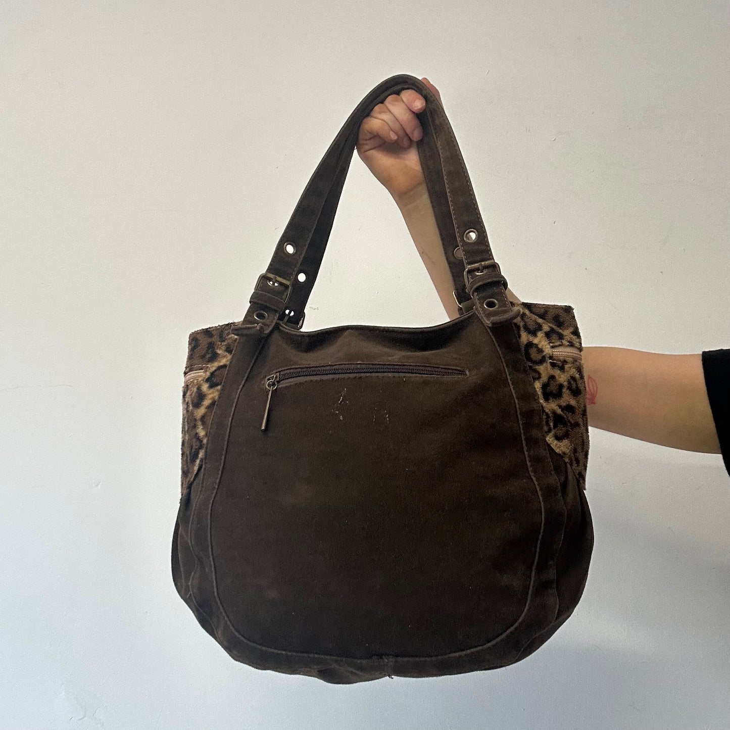 brown leopard print eyelet shoulder bag