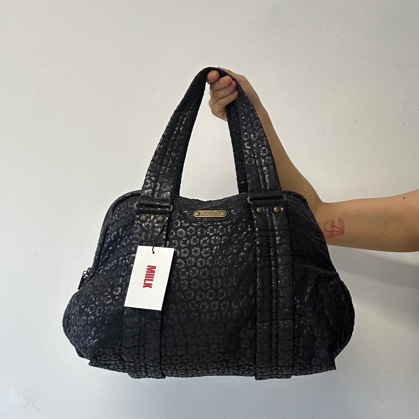 black leopard print shoulder bag