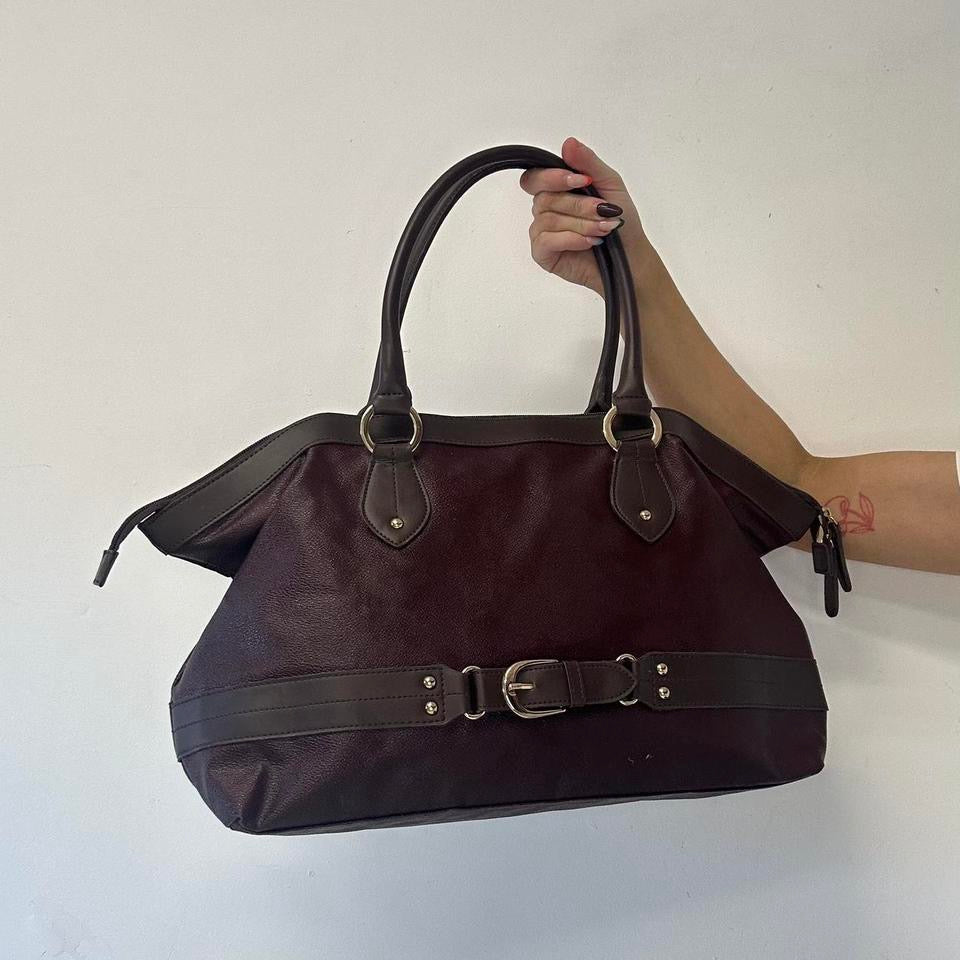 burgundy buckle faux leather shoulder bag