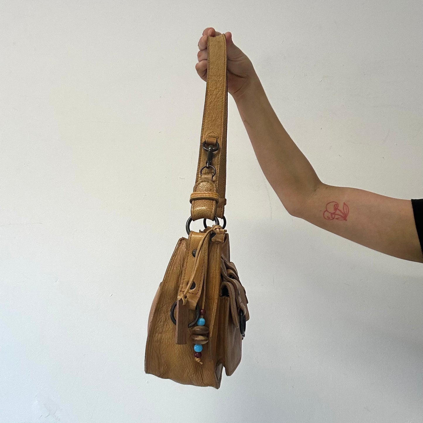 tanned genuine leather double pocket shoulder bag