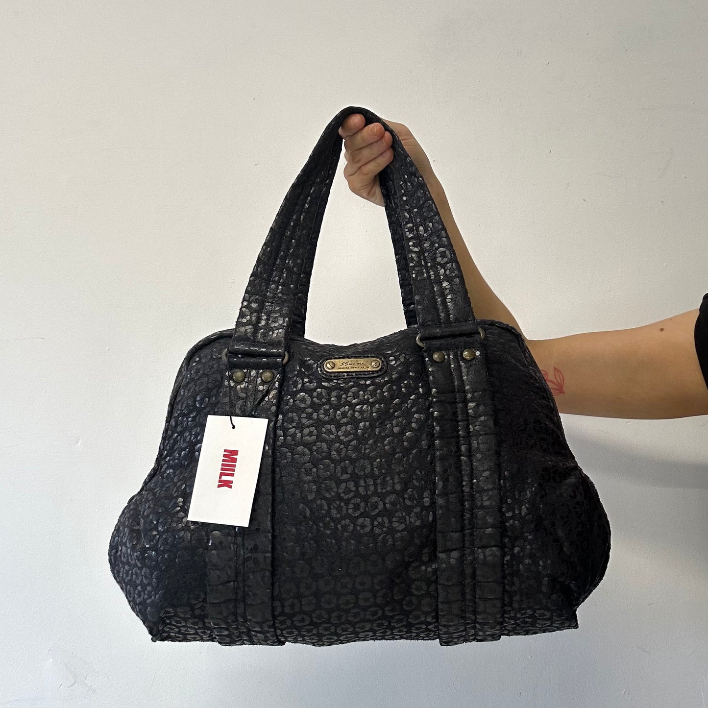 black leopard print shoulder bag