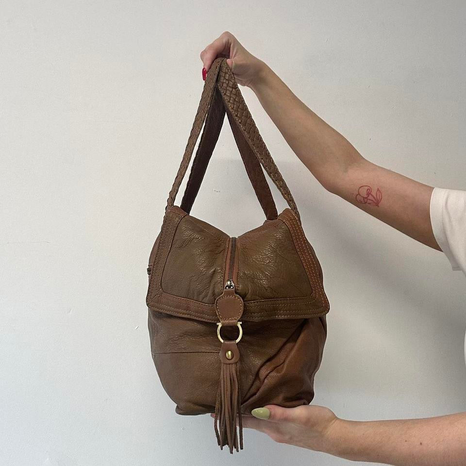 brown leather slouchy shoulder bag