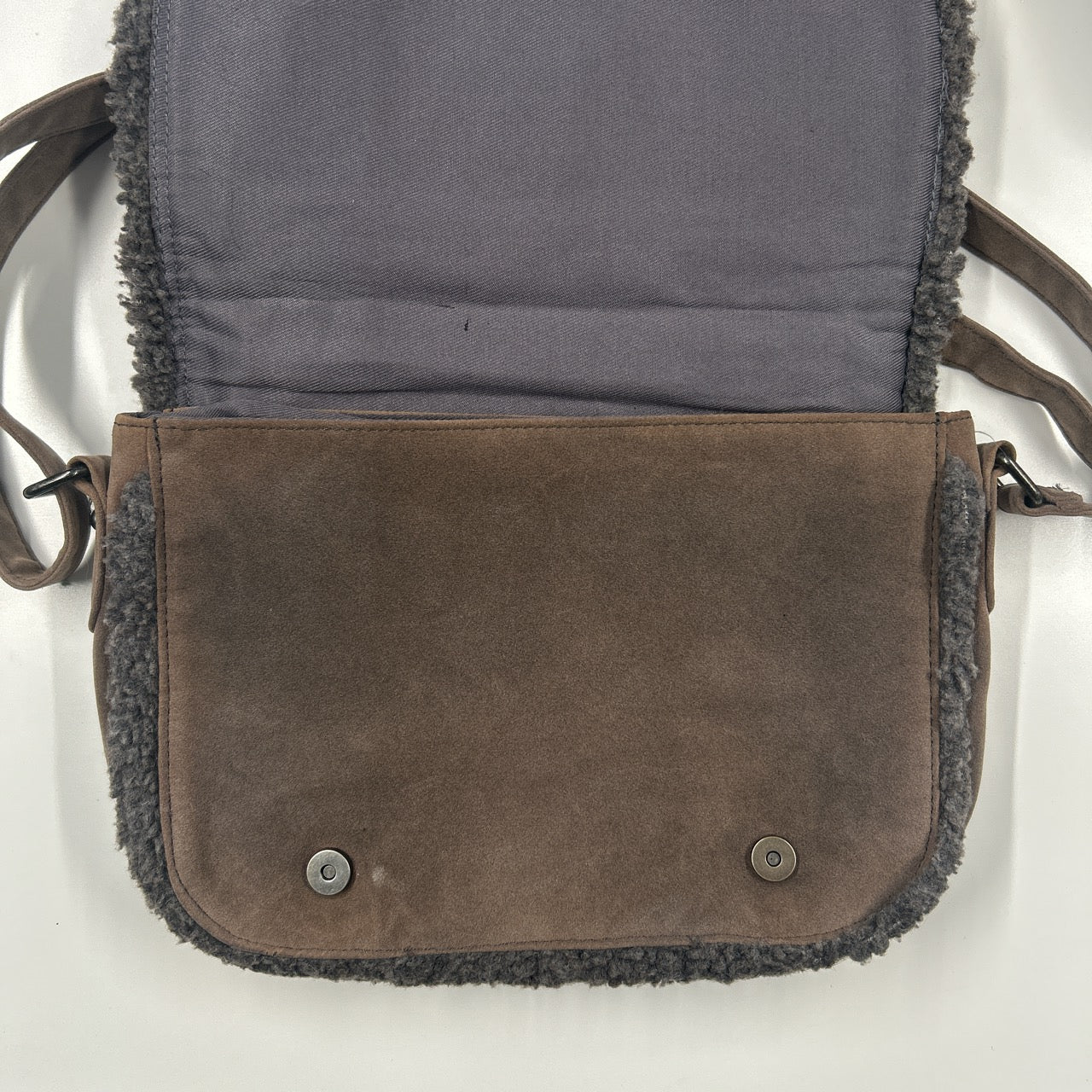 brown buckle shoulder bag with fleece trim