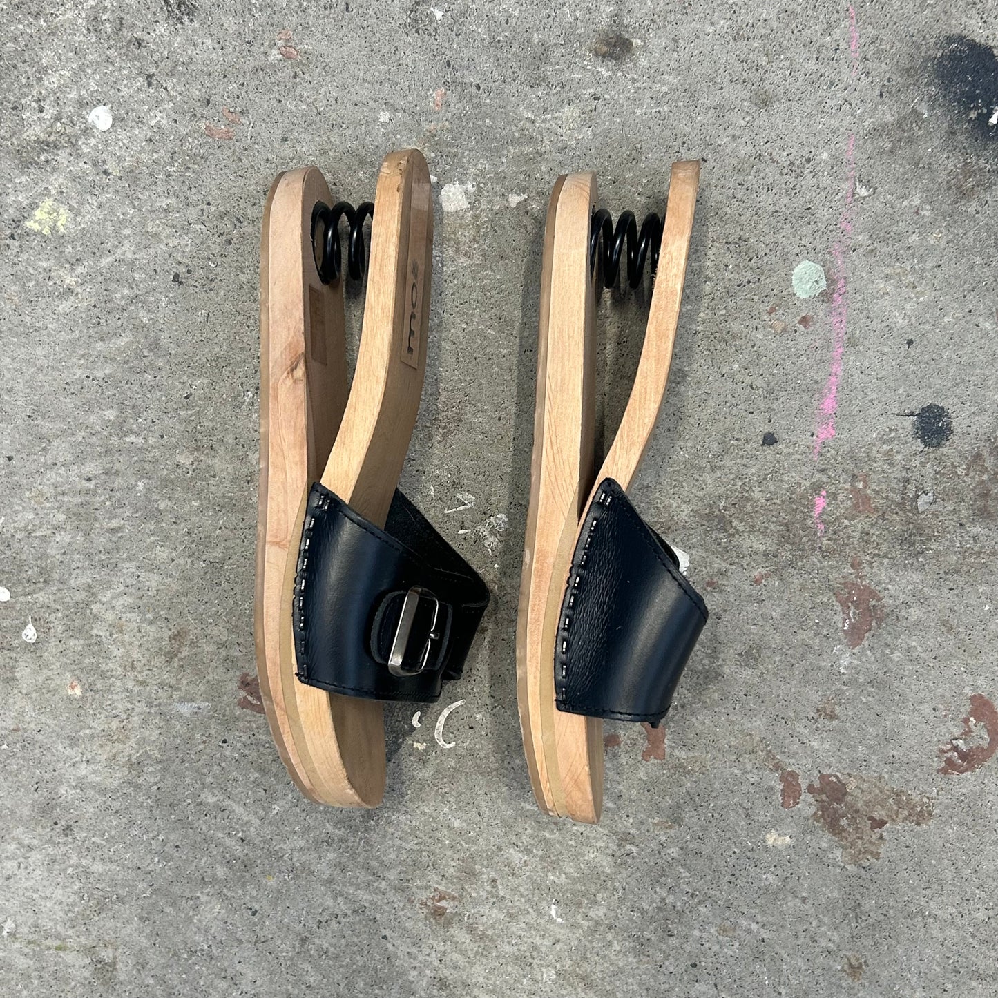 black wooden buckle spring platform sandals