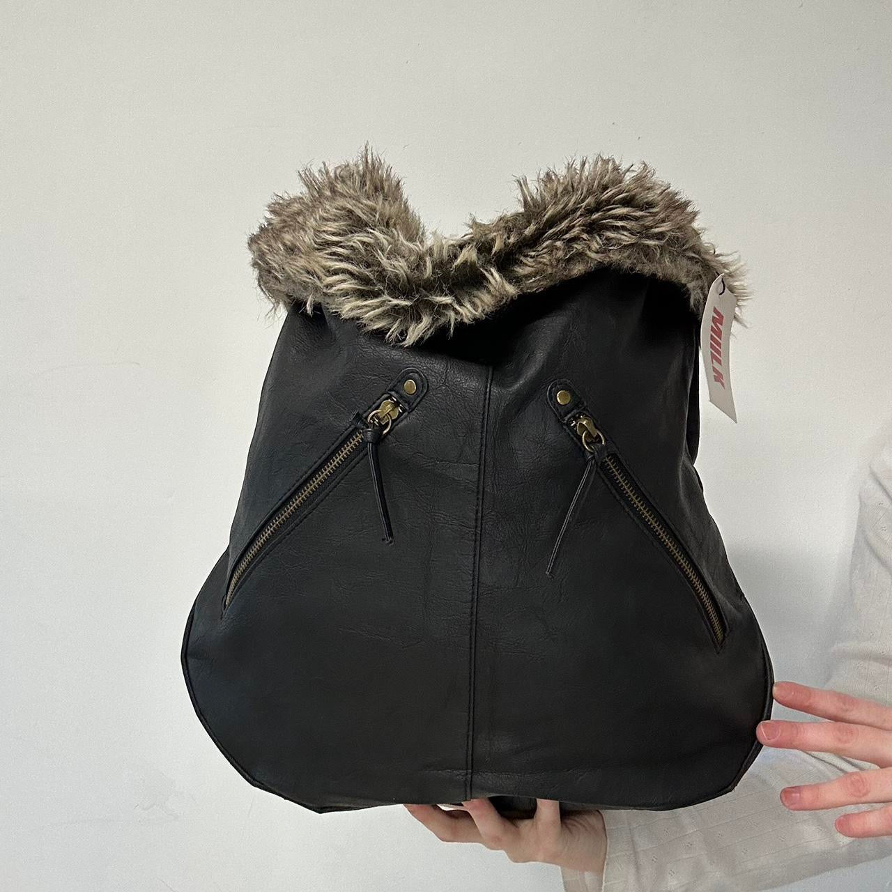 black double zip faux fur shoulder bag