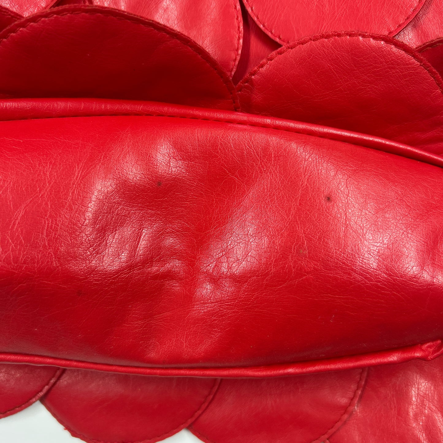 red faux leather disc beaded shoulder bag