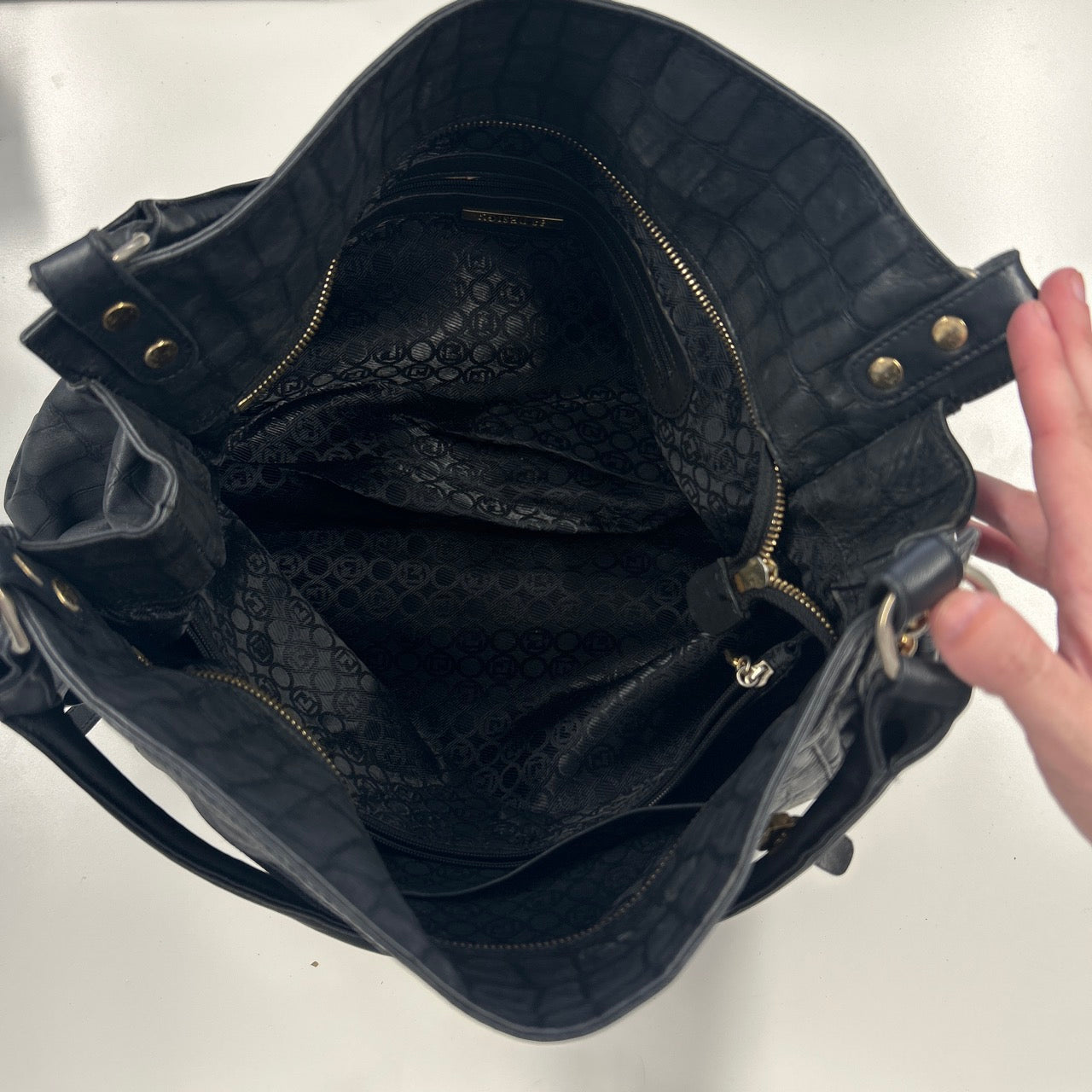 grey croc effect leather shoulder bag