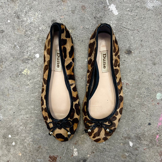 brown leopard print ballet flats