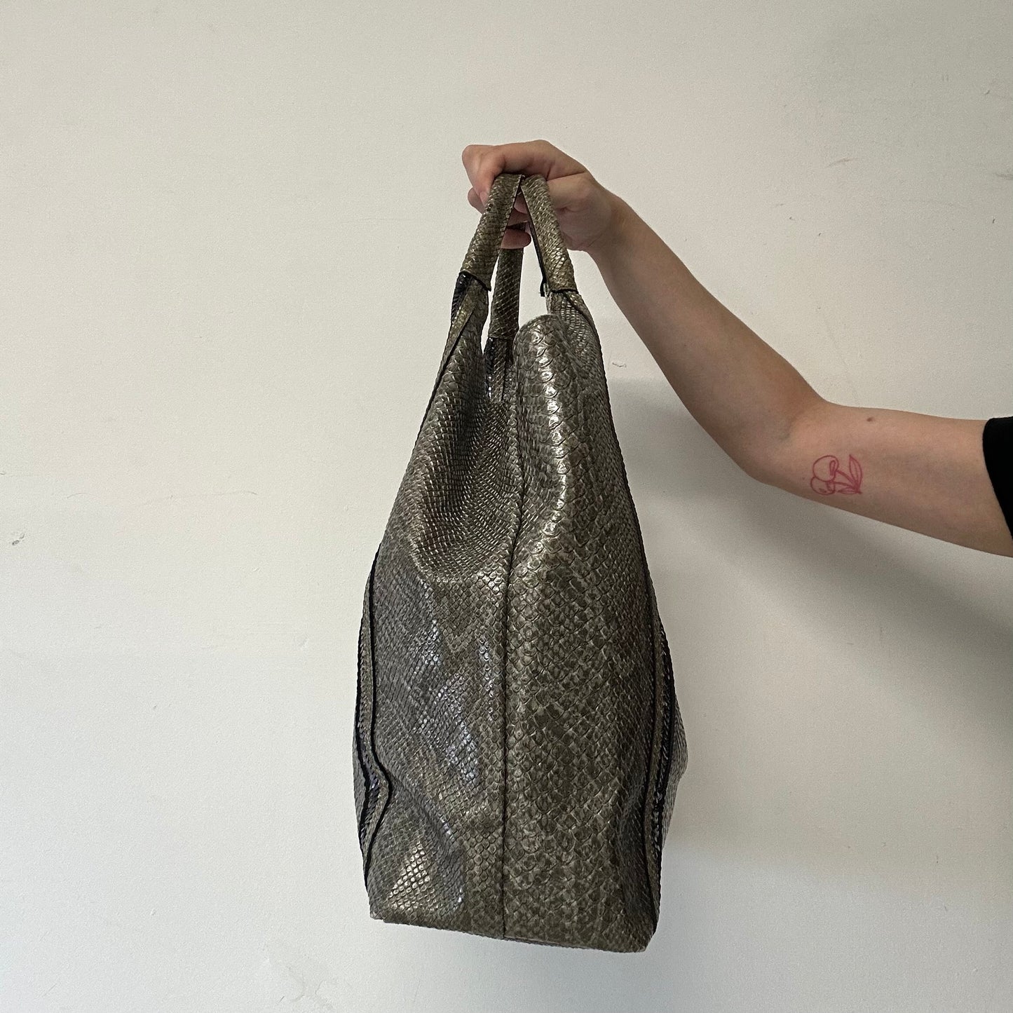 silver and sequinned croc effect faux leather shoulder bag