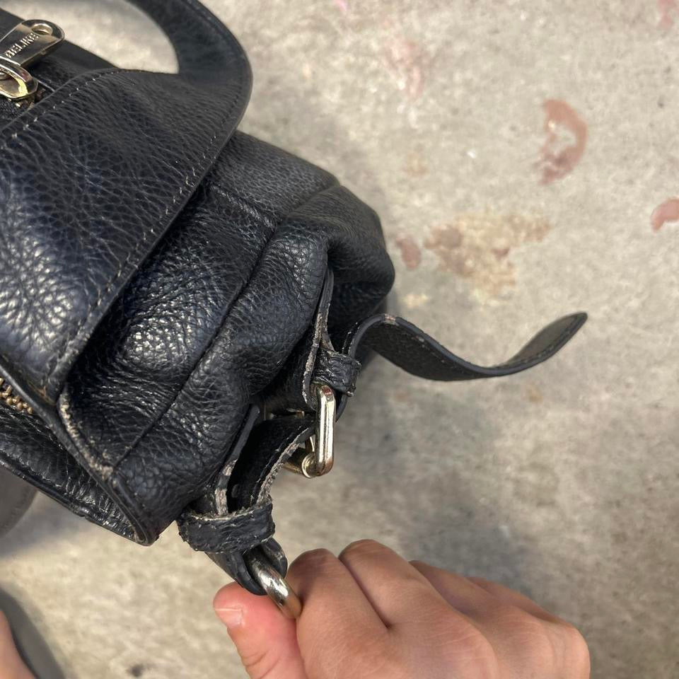 black double pocket leather shoulder bag