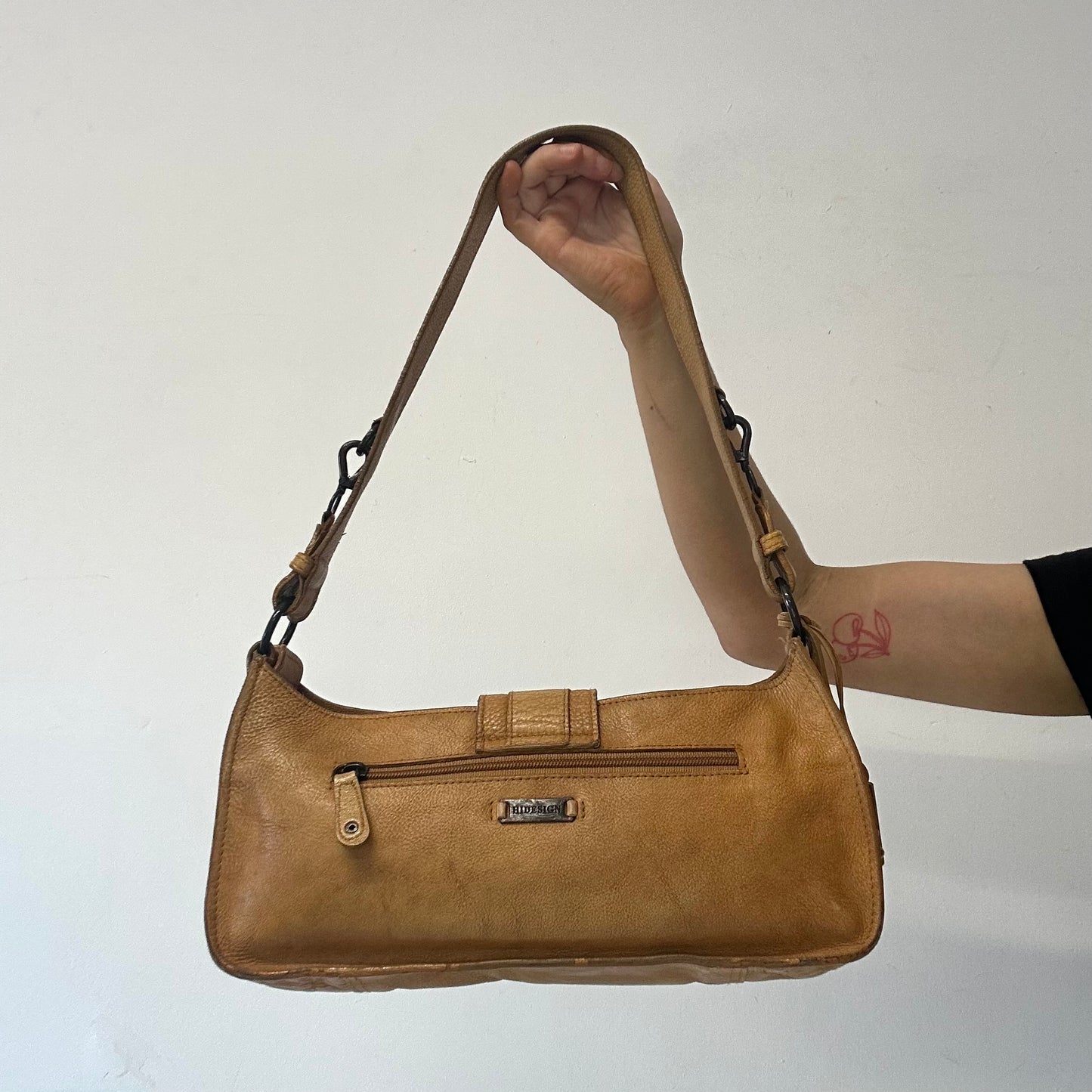 tanned genuine leather double pocket shoulder bag