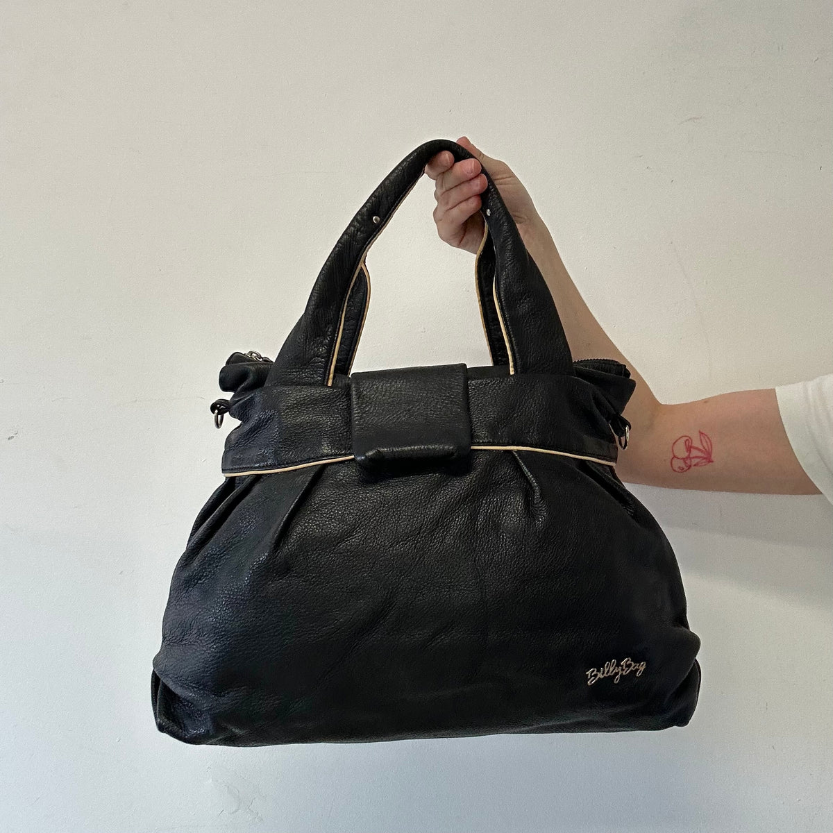 black bow detail genuine leather shoulder bag