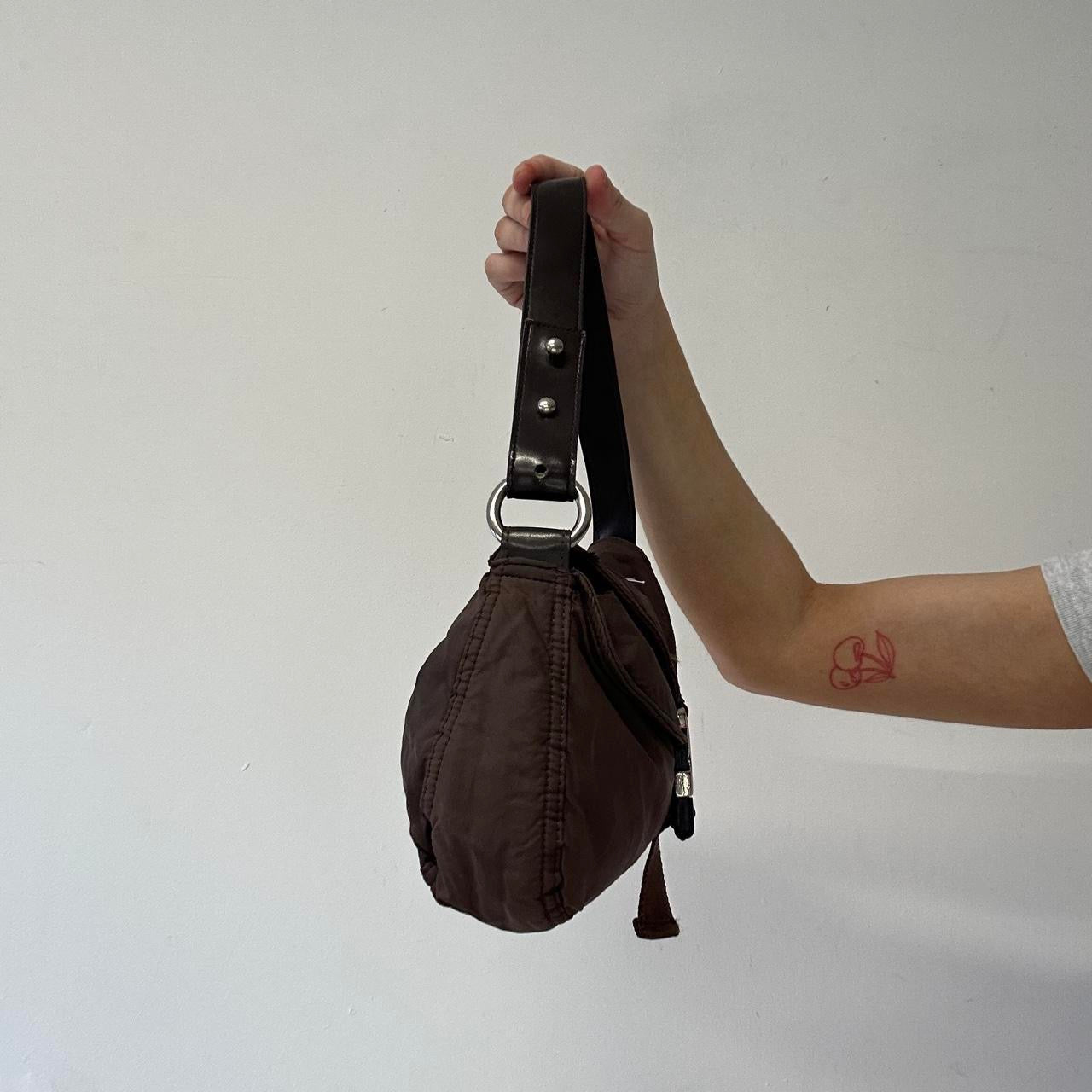 brown buckle shoulder bag